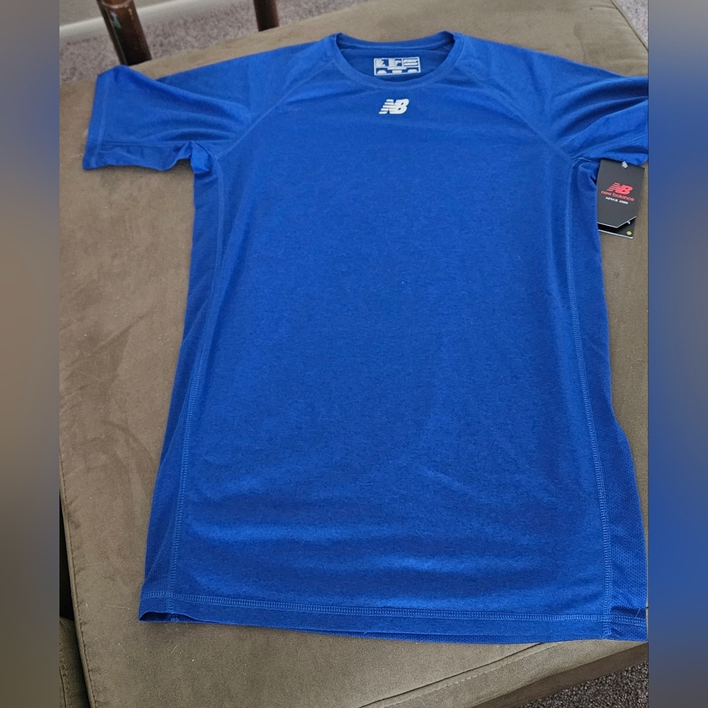 New Balance Men's Vibrant Blue Athletic Tee Size Xsmall